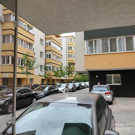 Apartment Whitehouse